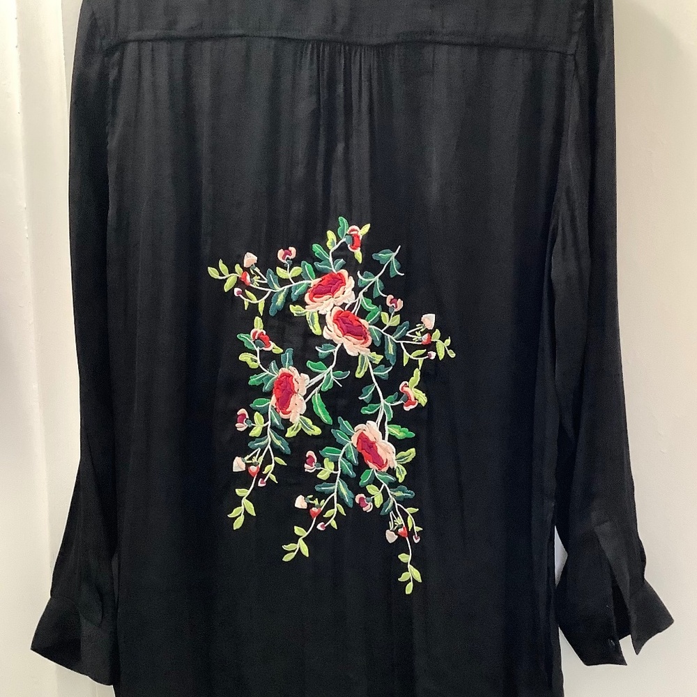 Embroidered Tunic Hi-Lo